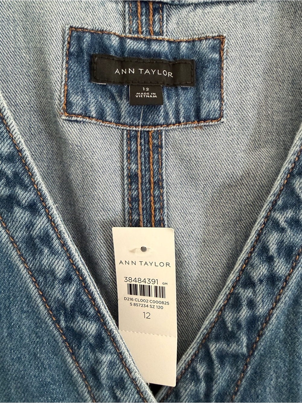 Ann Taylor Denim V-Neck Shirtdress - Picture 4 of 6